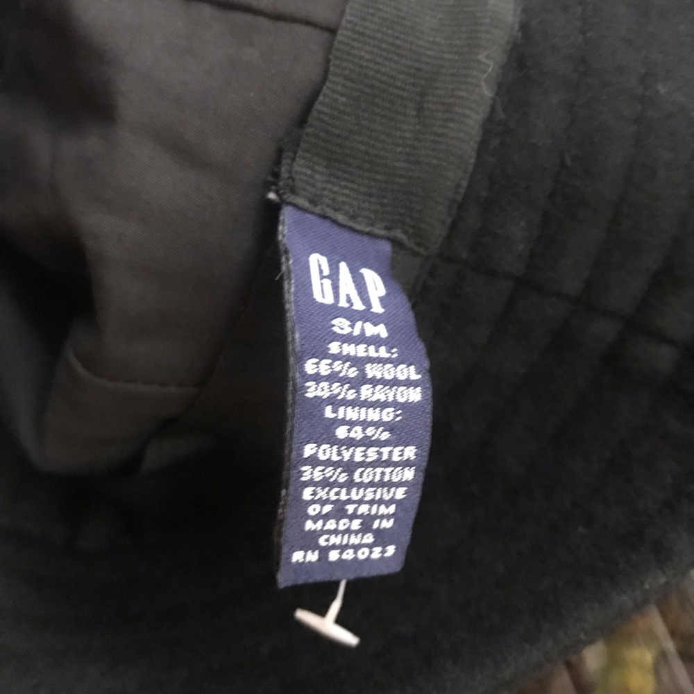 ✨✨GAP Wool Hat!✨✨ - Picture 2 of 3